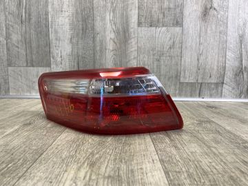 Ліхтар зовнішній задн. лів. TOYOTA CAMRY 40 06-11