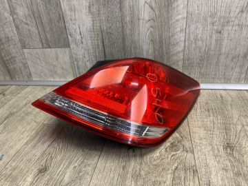 Ліхтар зовнішній задн. прав. TOYOTA AVALON 05-12