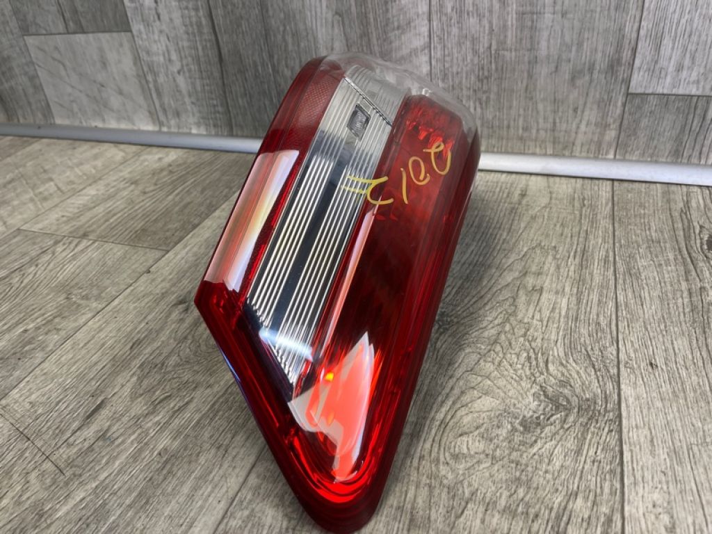 81550-06340 | Ліхтар зовнішній задн. прав. TOYOTA CAMRY 40 06-11 - Фото 3