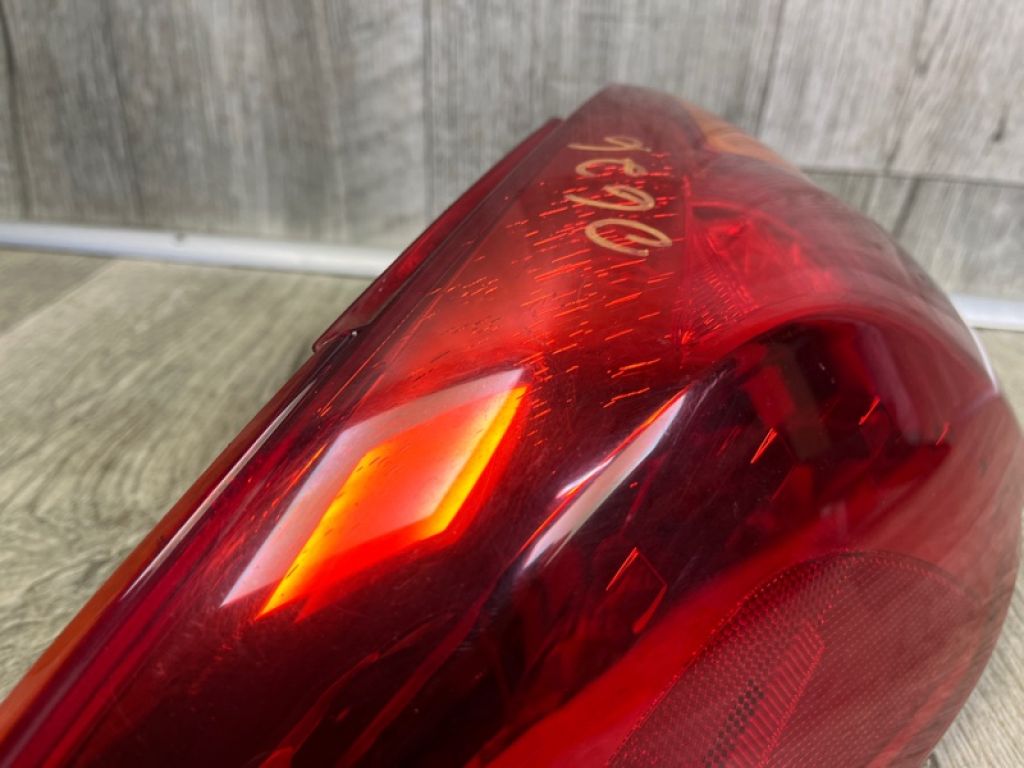 26555-1AA0A | Ліхтар зовнішній задн. лів. NISSAN MURANO Z51 07-14 - Фото 3