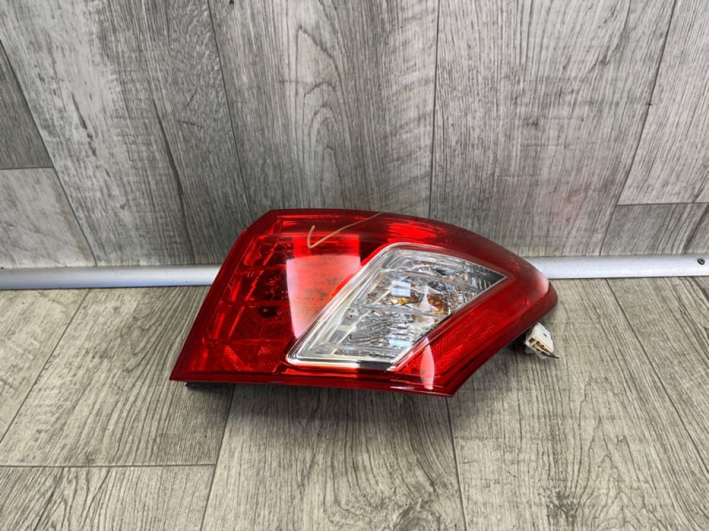 8155133500 | Ліхтар зовнішній задн. прав. LEXUS ES350 06-12