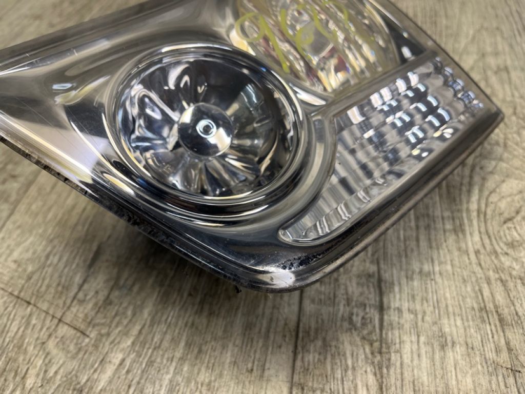 81580-0E010 | Ліхтар внутрішній задн. прав. LEXUS RX300/330/350/400 03-09 - Фото 2