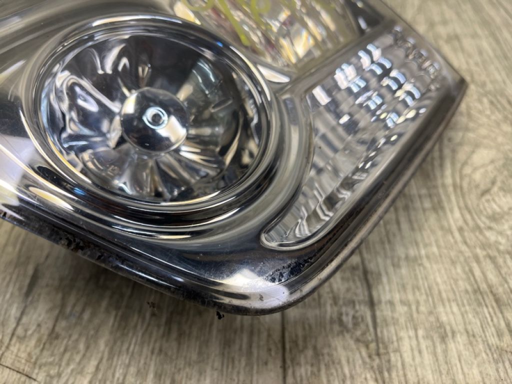 81580-0E010 | Ліхтар внутрішній задн. прав. LEXUS RX300/330/350/400 03-09 - Фото 3