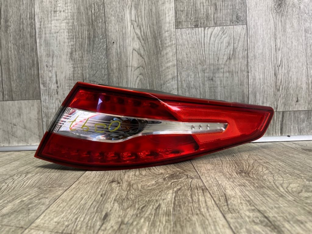 924022T110 | Ліхтар зовнішній задн. прав. KIA OPTIMA TF 11-16