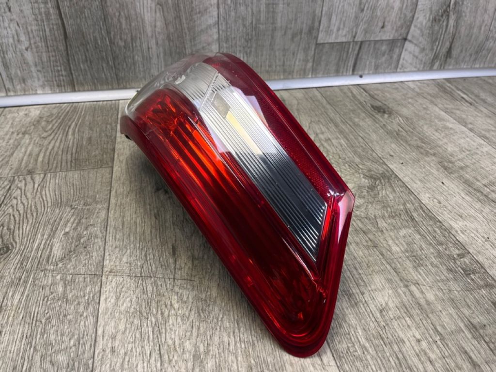 81560-06340 | Ліхтар зовнішній задн. лів. TOYOTA CAMRY 40 06-11 - Фото 3