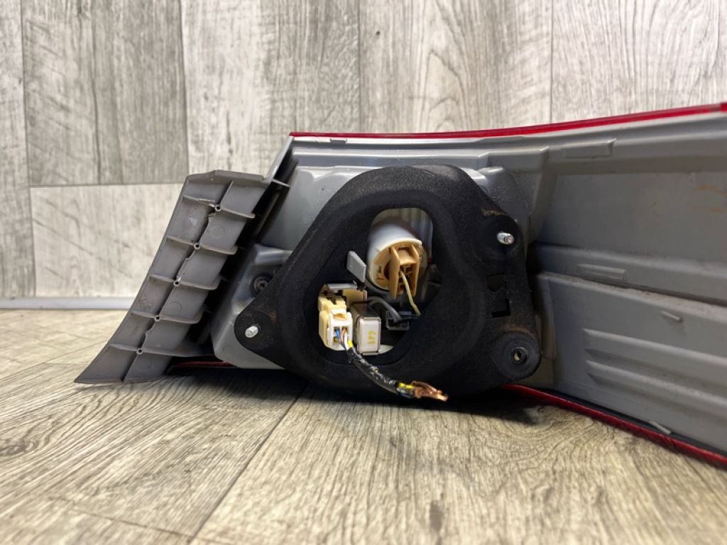 81560-06340 | Ліхтар зовнішній задн. лів. TOYOTA CAMRY 40 06-11 - Фото 5