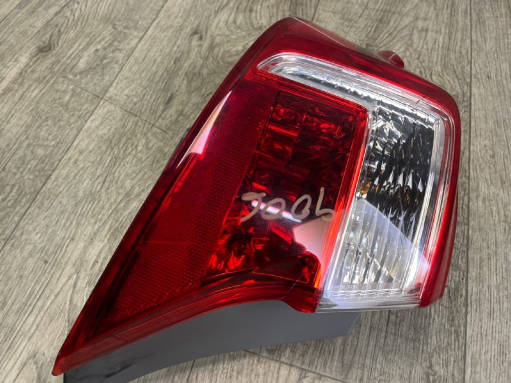 8156006470 | Ліхтар зовнішній задн. лів. TOYOTA CAMRY 50 12-15 - Фото 2