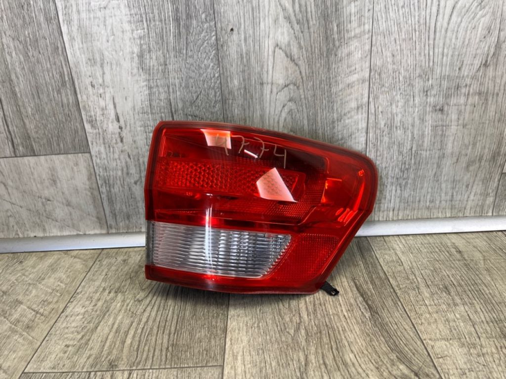 55079420AF | Ліхтар зовнішній задн. прав. JEEP GRAND CHEROKEE 11-22