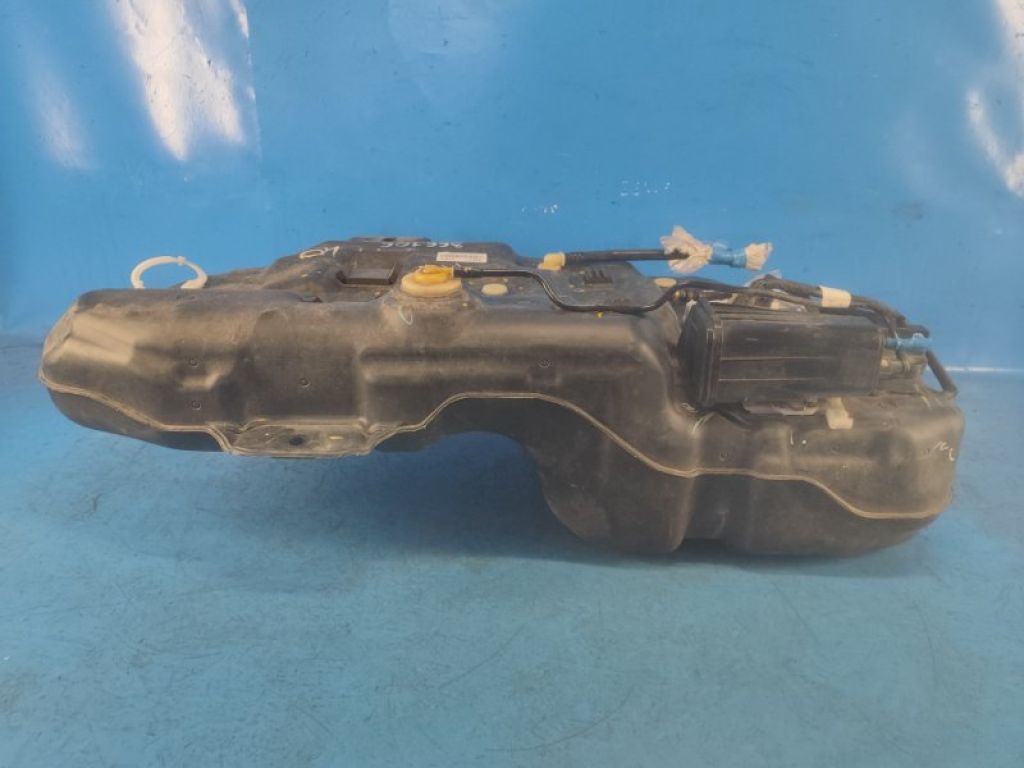 22111-35000 | Паливний бак SSANGYONG TIVOLI 15-19 - Фото 3