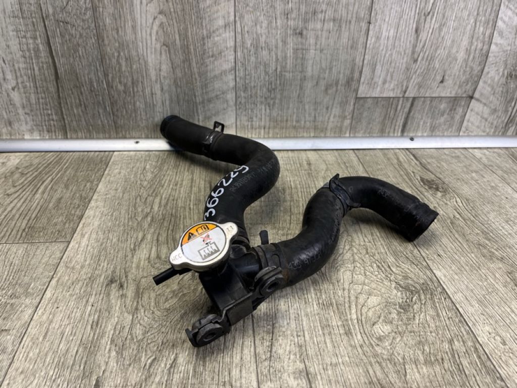 25329 3X600 | Горловина радіатора HYUNDAI ELANTRA MD 10-15