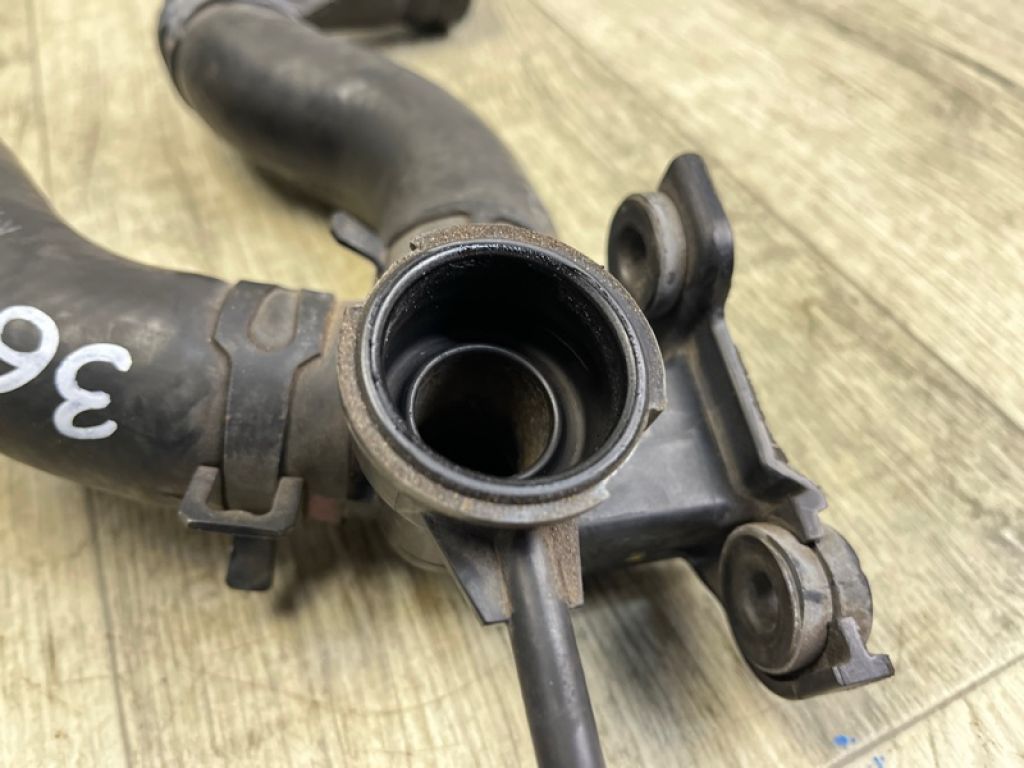 25329 3X600 | Горловина радіатора HYUNDAI ELANTRA MD 10-15 - Фото 3