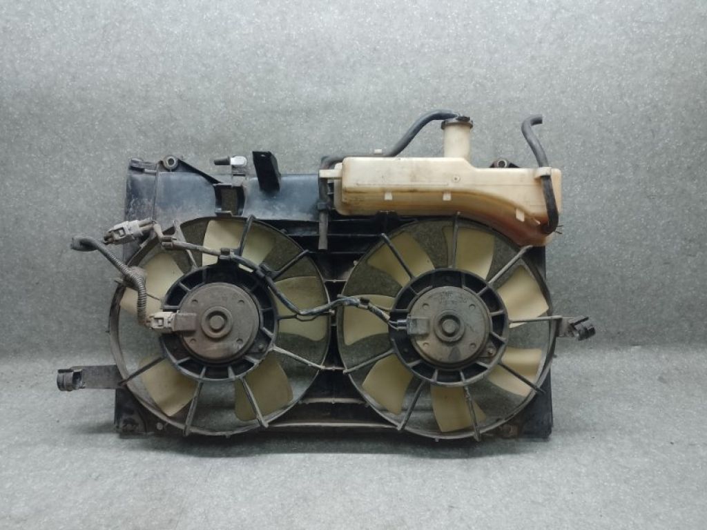 1671121100 | Дифузор вентилятора основного радіатора TOYOTA PRIUS - 20 03-11 - Фото 2