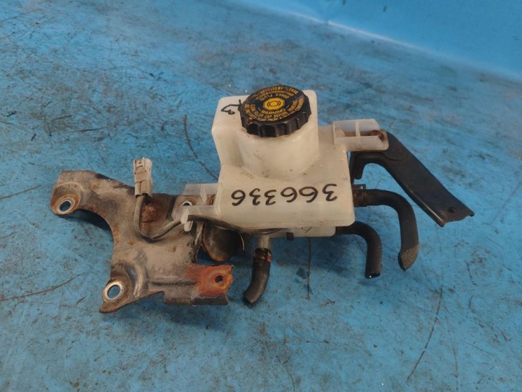 4722047080 | Бачок головного гальмівного циліндра TOYOTA PRIUS - 30 09-17 - Фото 2