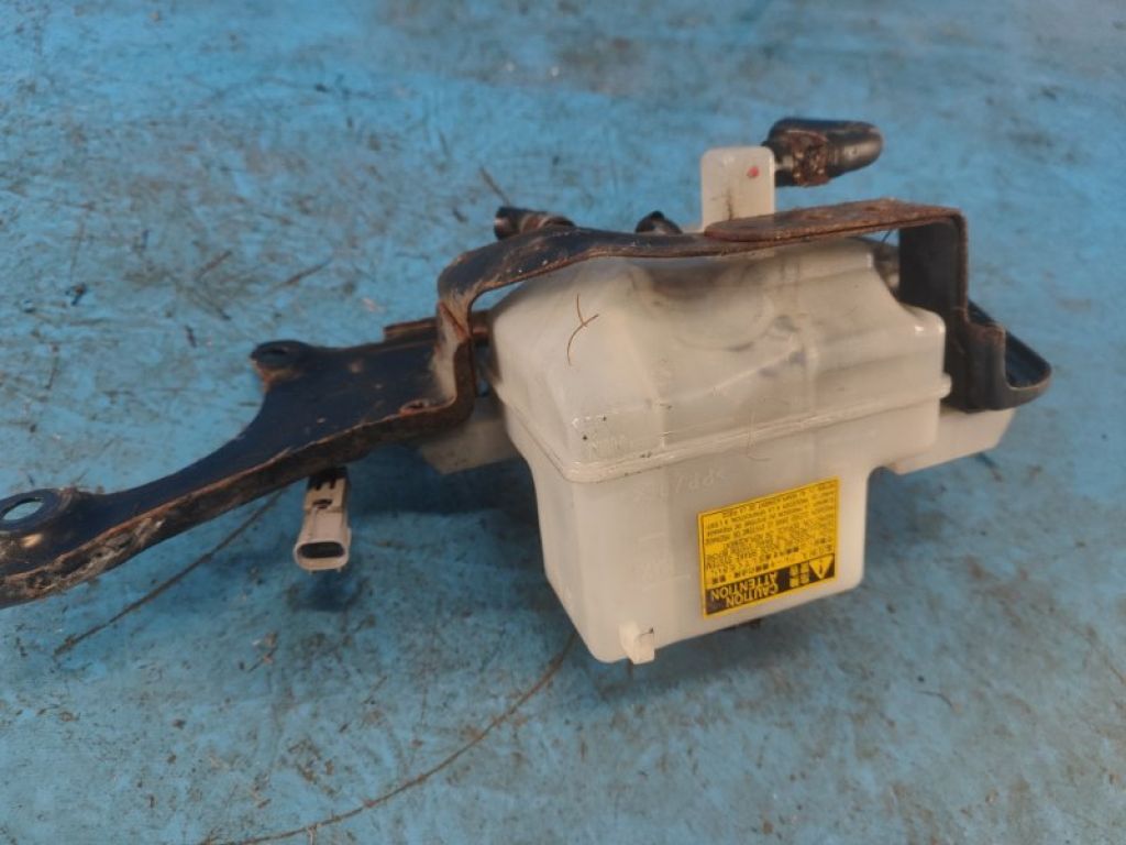 4722047080 | Бачок головного гальмівного циліндра TOYOTA PRIUS - 30 09-17 - Фото 4