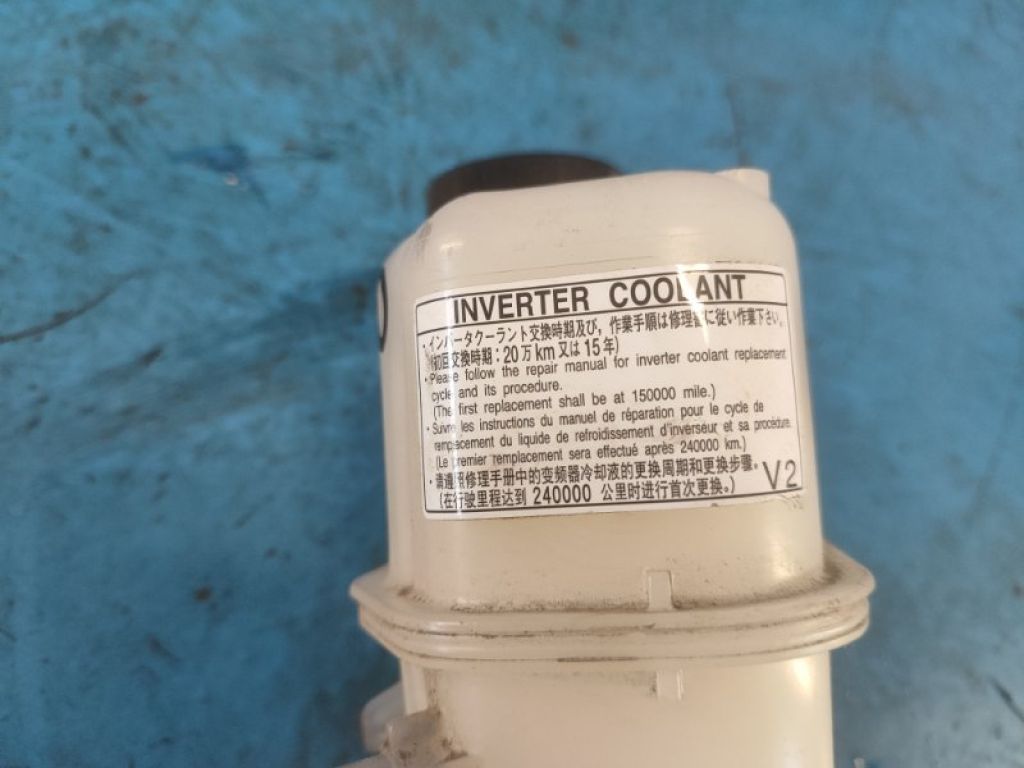 G92A047010 | Розширювальний бачок інвертора TOYOTA PRIUS - 30 09-17 - Фото 6