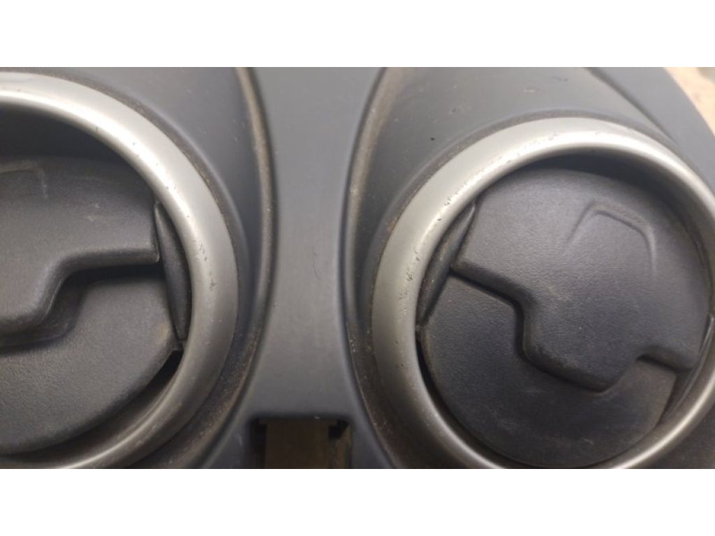 P10381A7710 | Дефлектор повітряний NISSAN QASHQAI 07-14 - Фото 5