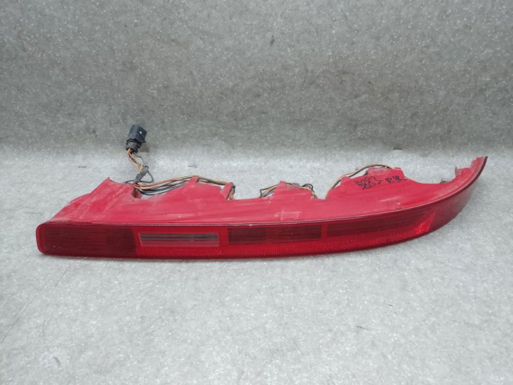 4L0945096A | ліхтар заднього ходу прав. AUDI Q7 05-15