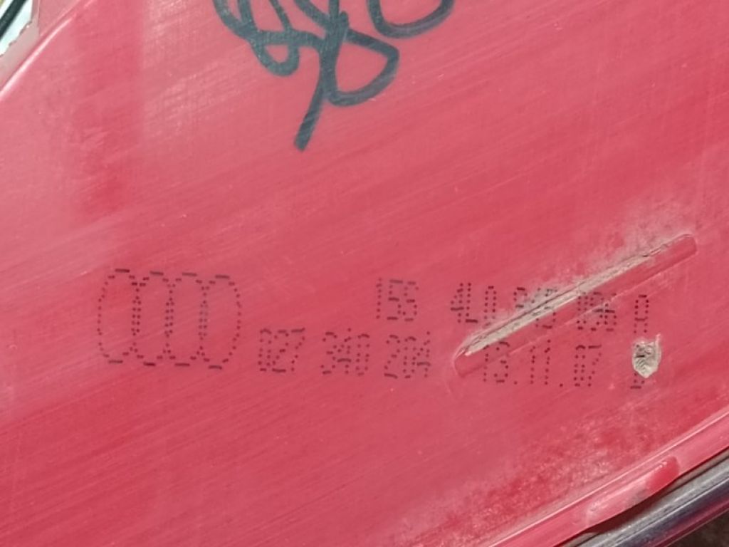 4L0945096A | ліхтар заднього ходу прав. AUDI Q7 05-15 - Фото 4