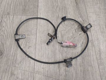 Датчик ABS задн. прав. SUZUKI GRAND VITARA 05-15