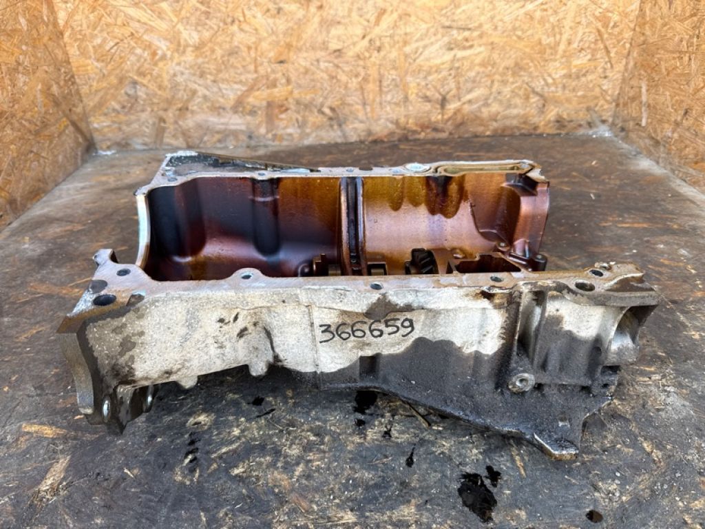 11420-0H030 | Піддон двигуна TOYOTA CAMRY 40 06-11