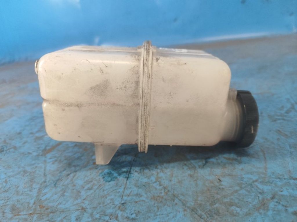 G92A047010 | Расширительный бачок инвертора TOYOTA PRIUS - 30 09-17 - Фото 6