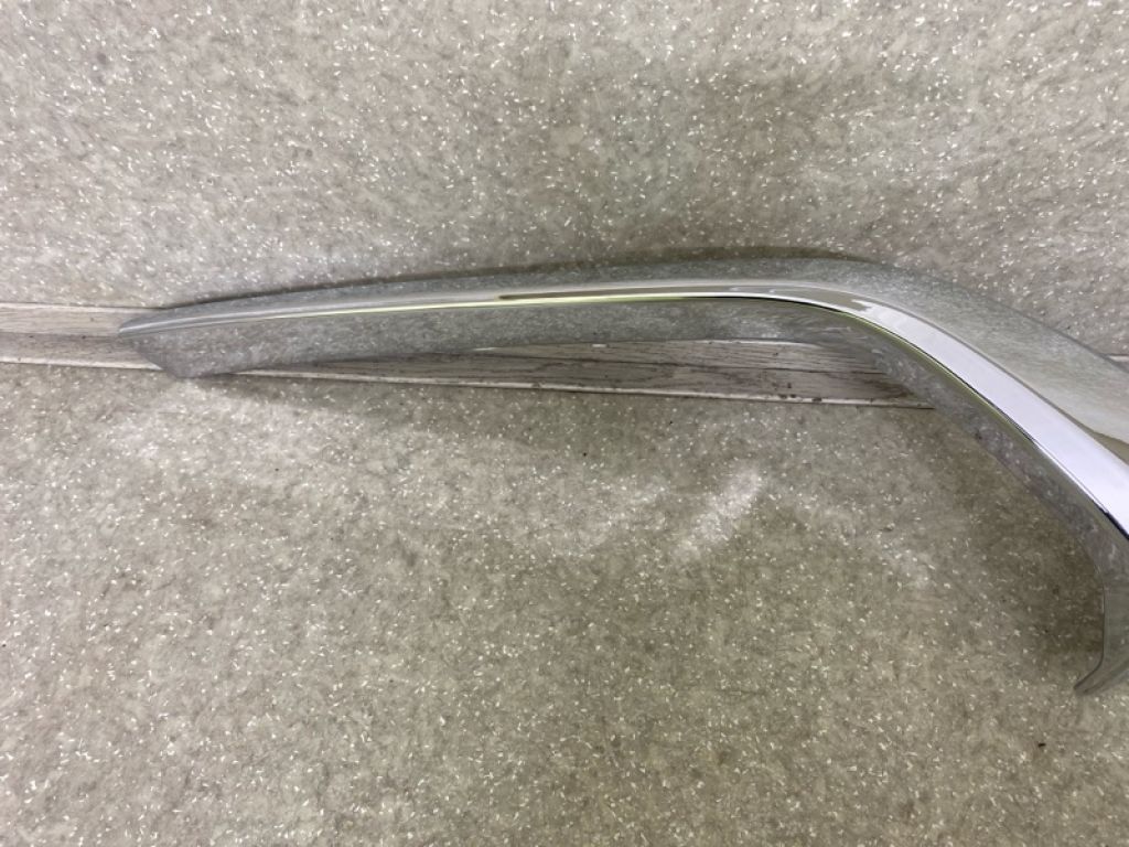 DGH9507J0B | Накладка (молдинг) решітки радіатора прав. MAZDA CX-30 19- - Фото 2