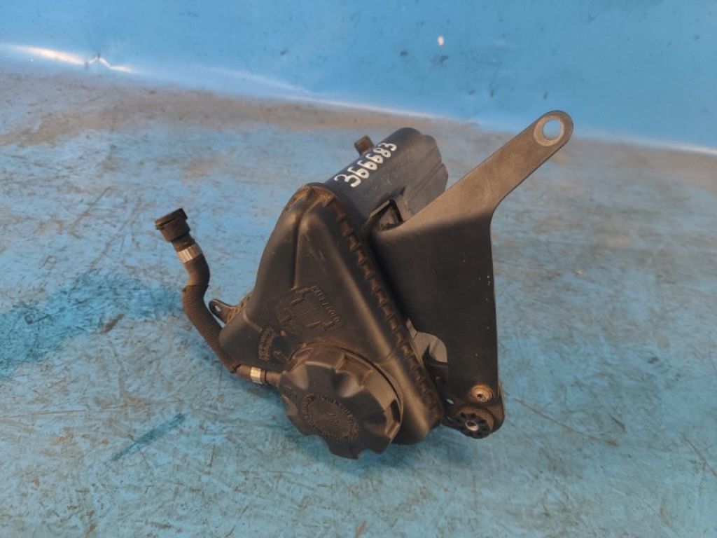 10803611 | Бачок розширювальний BMW 5 SERIES (F10) 11-13