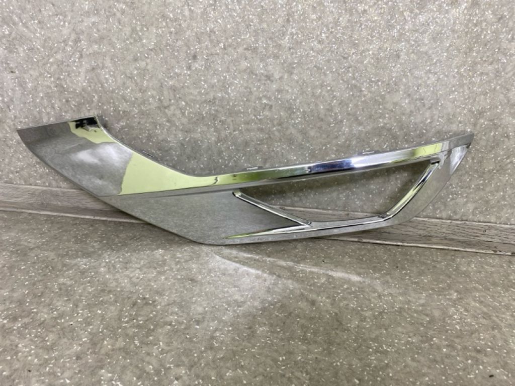 6407A273 | Накладка бампера лів. MITSUBISHI OUTLANDER 21-