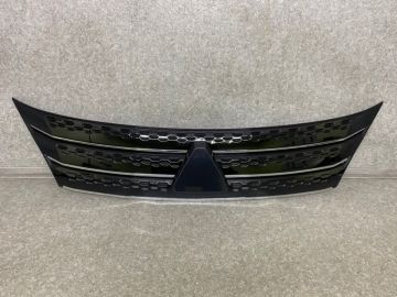 Решітка радіатора MITSUBISHI OUTLANDER 21-