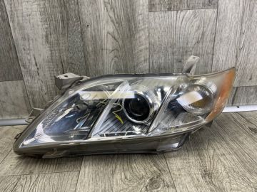 Фара лів. TOYOTA CAMRY 40 06-11