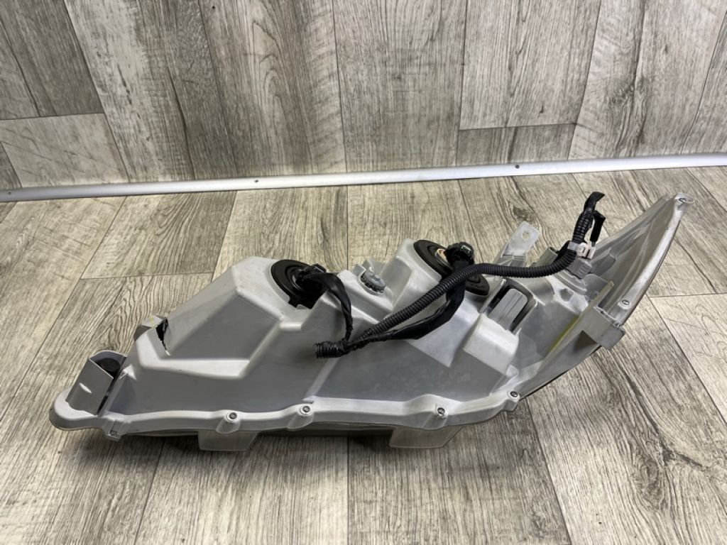 8111006500 | Фара прав. TOYOTA CAMRY 40 06-11 - Фото 8