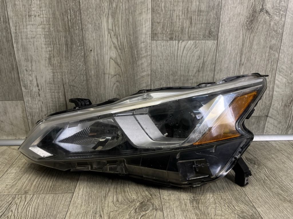 26060-6CA0A | Фара лів. NISSAN ALTIMA 19-