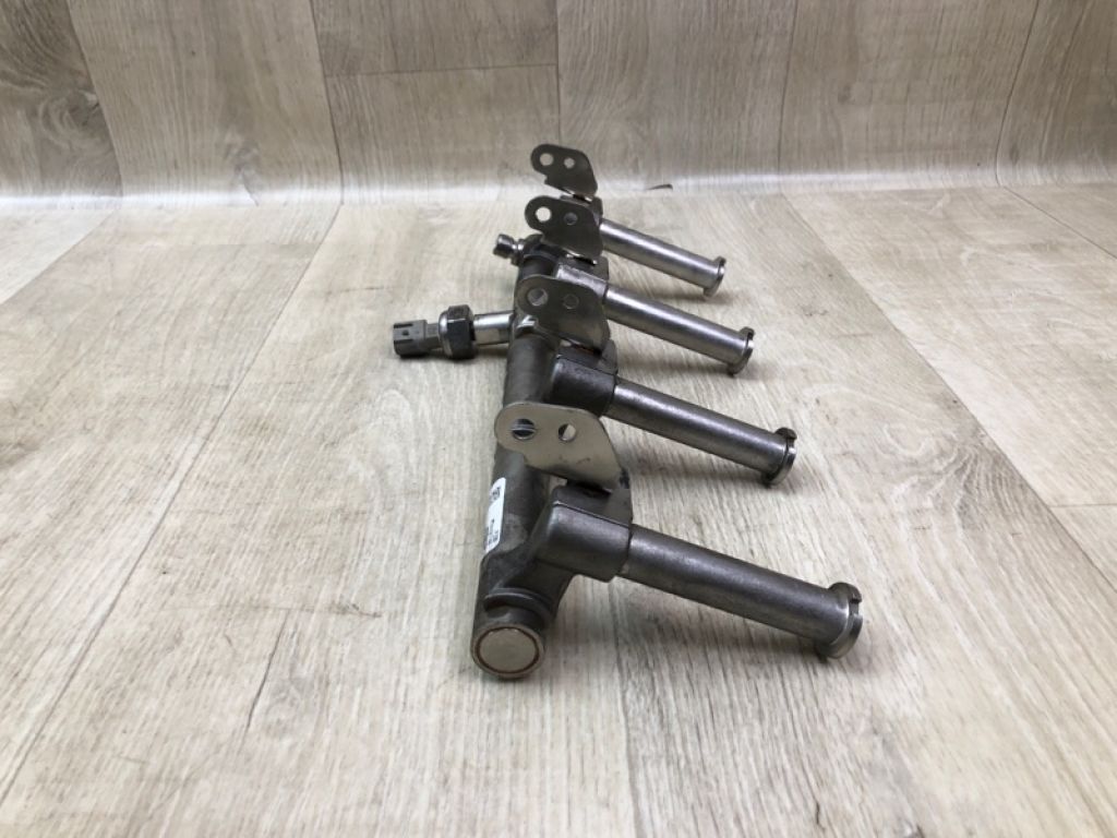 32135229 | Топливная рейка VOLVO S60 13-18 - Фото 3