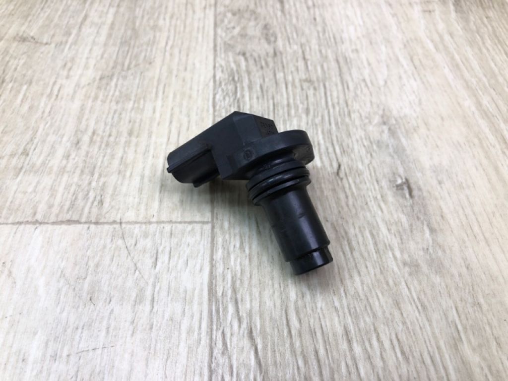 31272689 | Датчик положения распредвала VOLVO S60 13-18