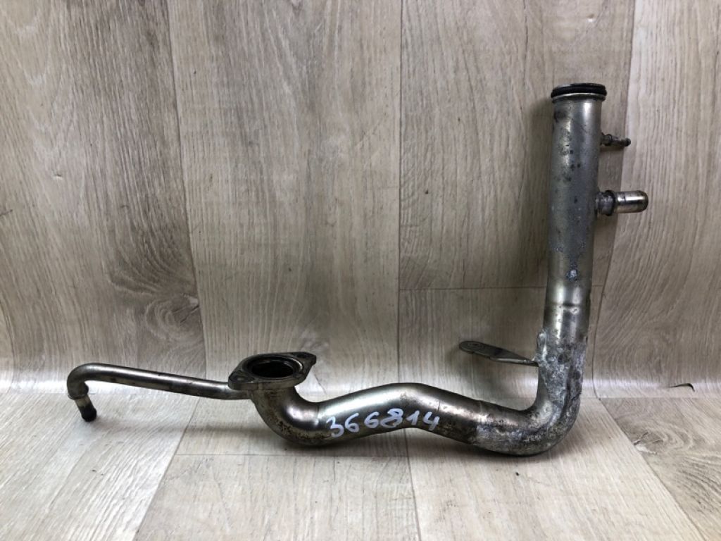 31368460 | Патрубок системы охлаждения VOLVO S60 13-18