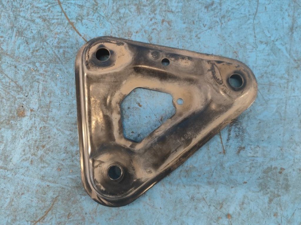 544C5-6RA0B | Крепление балки подвески лев. NISSAN X-TRAIL/ROGUE T33 20- - Фото 2