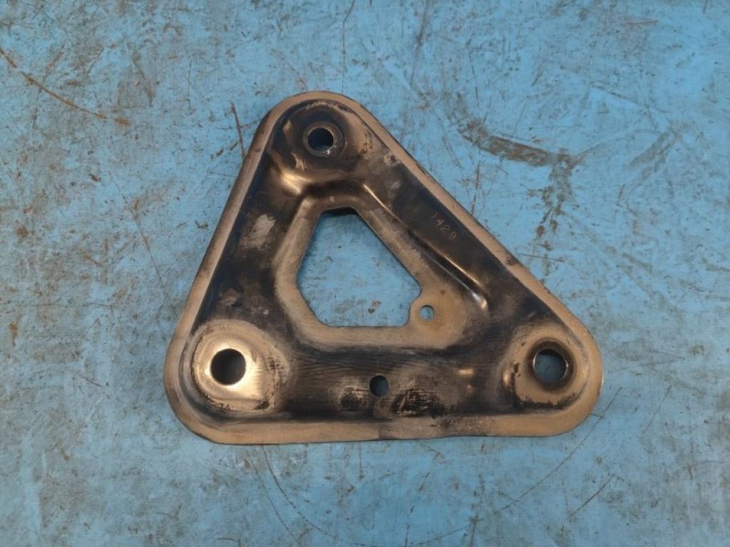 544C4-6RA0B | Кріплення балки підвіски прав. NISSAN X-TRAIL/ROGUE T33 20- - Фото 2