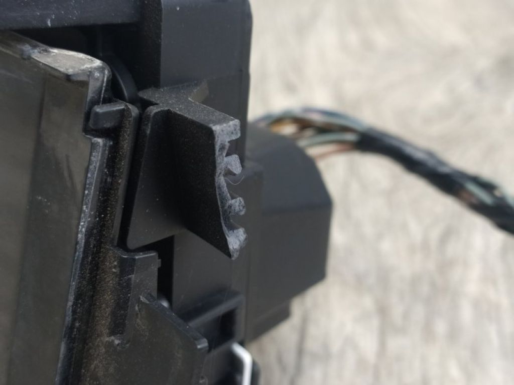 BBM2611J0F | монітор MAZDA 3 BL 09-13 - Фото 9