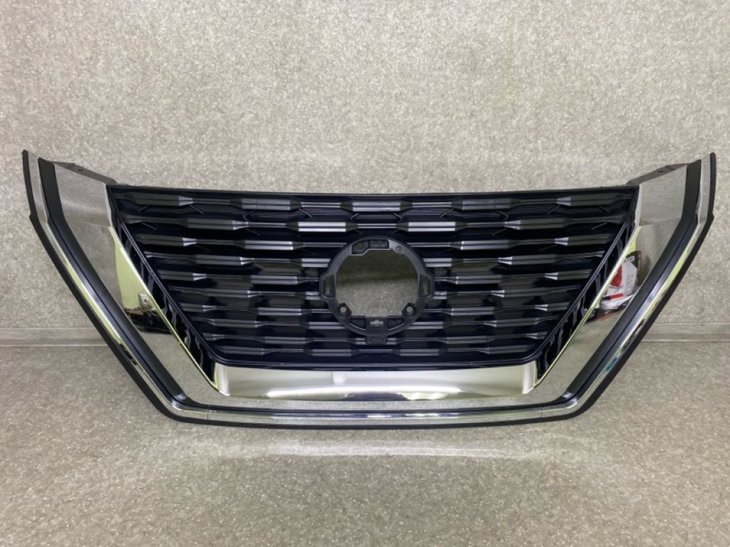 623106RR0A | Решітка радіатора NISSAN X-TRAIL/ROGUE T33 20-