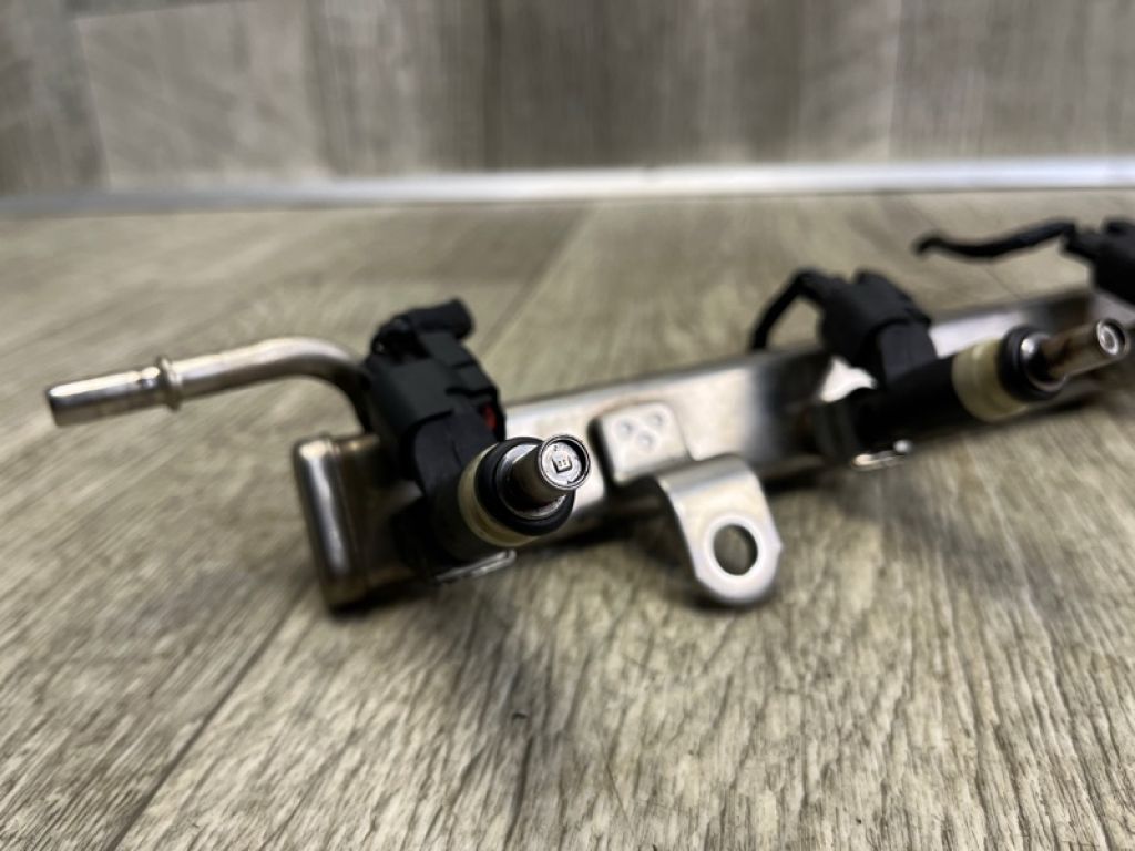 4891577AB | Топливная рейка DODGE CALIBER 06-11 - Фото 4