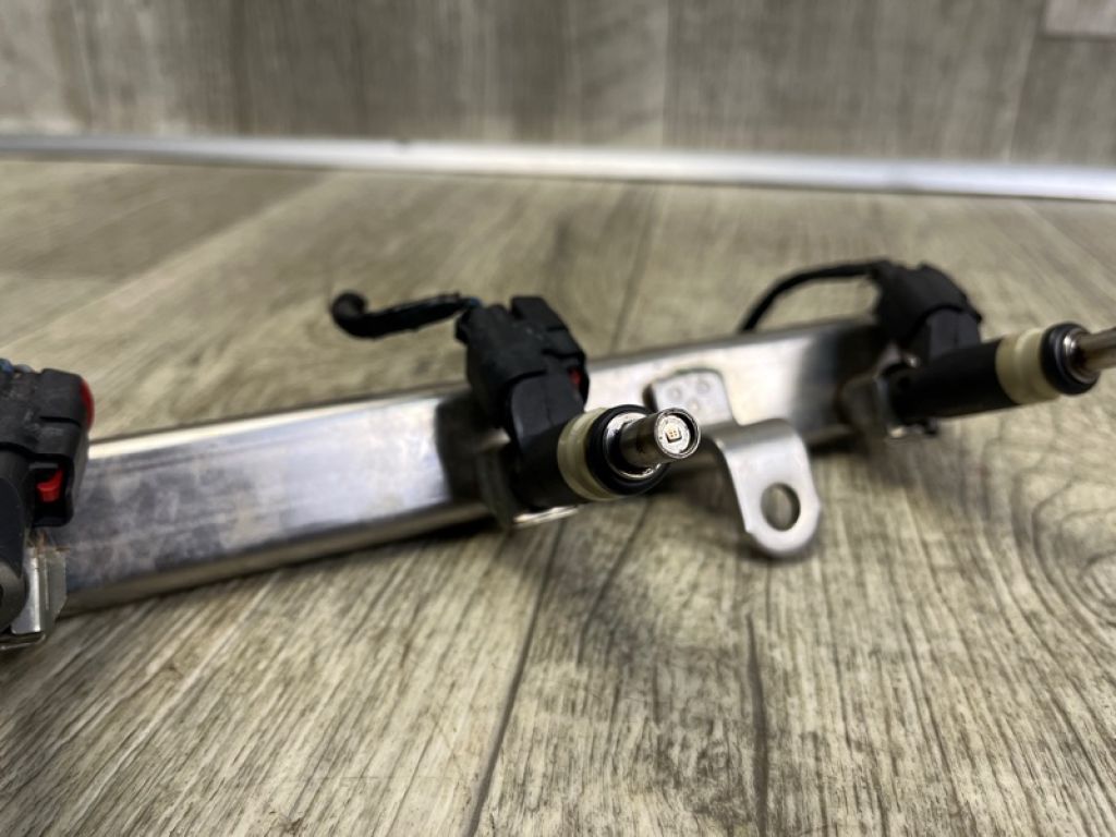 4891577AB | Топливная рейка DODGE CALIBER 06-11 - Фото 5