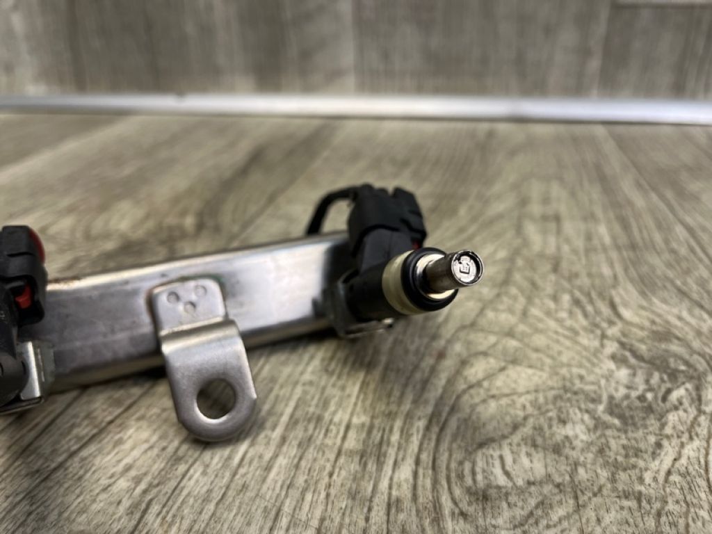 4891577AB | Топливная рейка DODGE CALIBER 06-11 - Фото 6