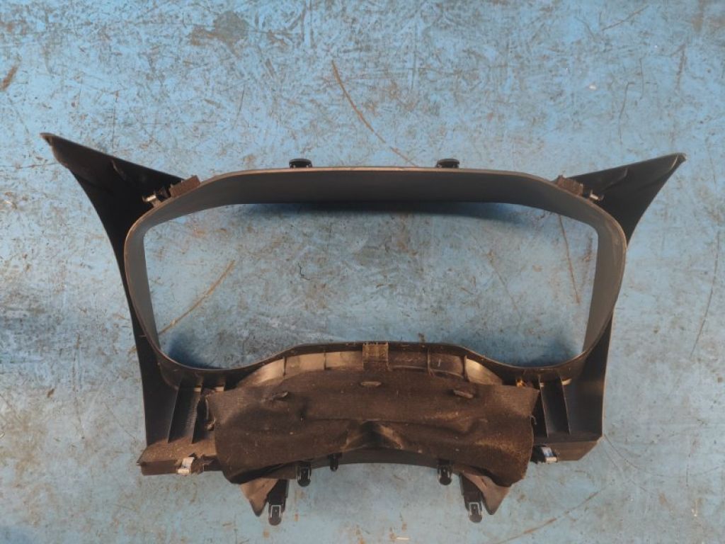 68240-6RB0A | Консоль панели приборов NISSAN X-TRAIL/ROGUE T33 20- - Фото 3