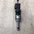 DS7Z-9F593-DA | Форсунка топливная FORD ESCAPE 12-19 - Превью 2