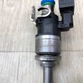 DS7Z-9F593-DA | Форсунка топливная FORD ESCAPE 12-19 - Превью 6
