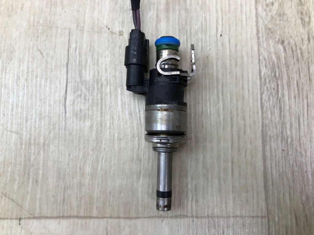 DS7Z-9F593-DA | Форсунка паливна FORD ESCAPE 12-19