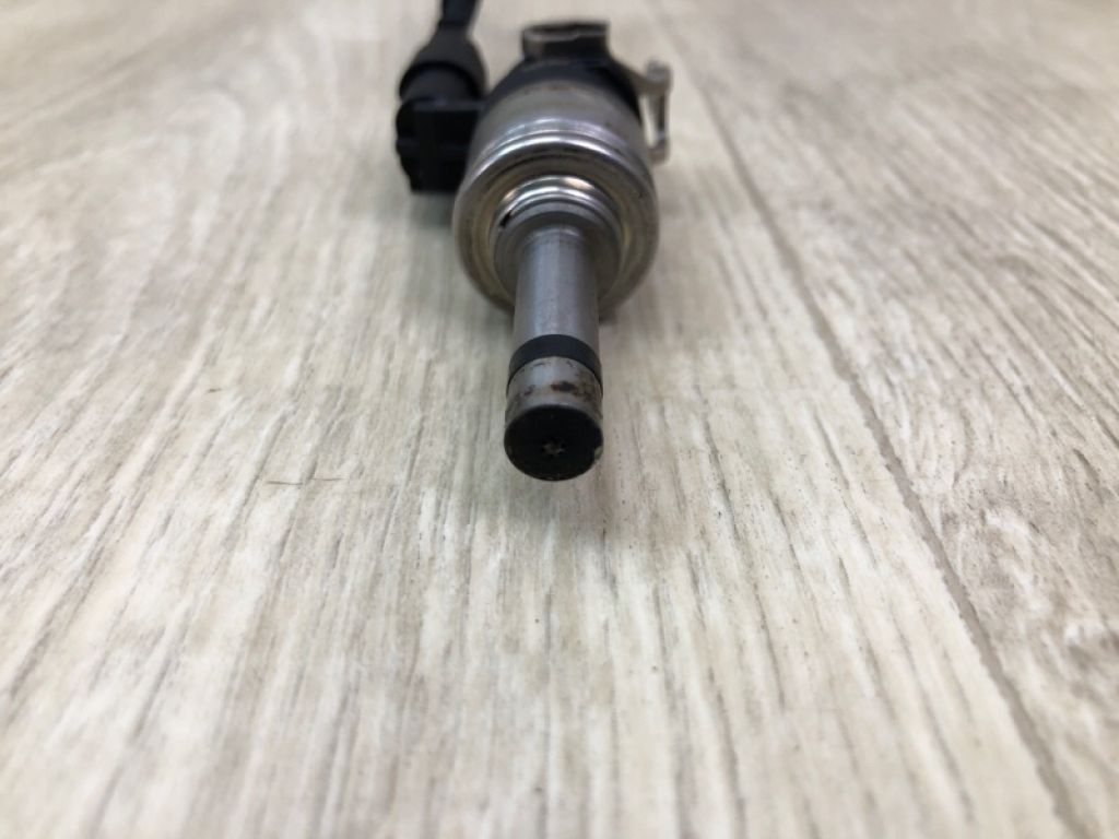 DS7Z-9F593-DA | Форсунка паливна FORD ESCAPE 12-19 - Фото 4