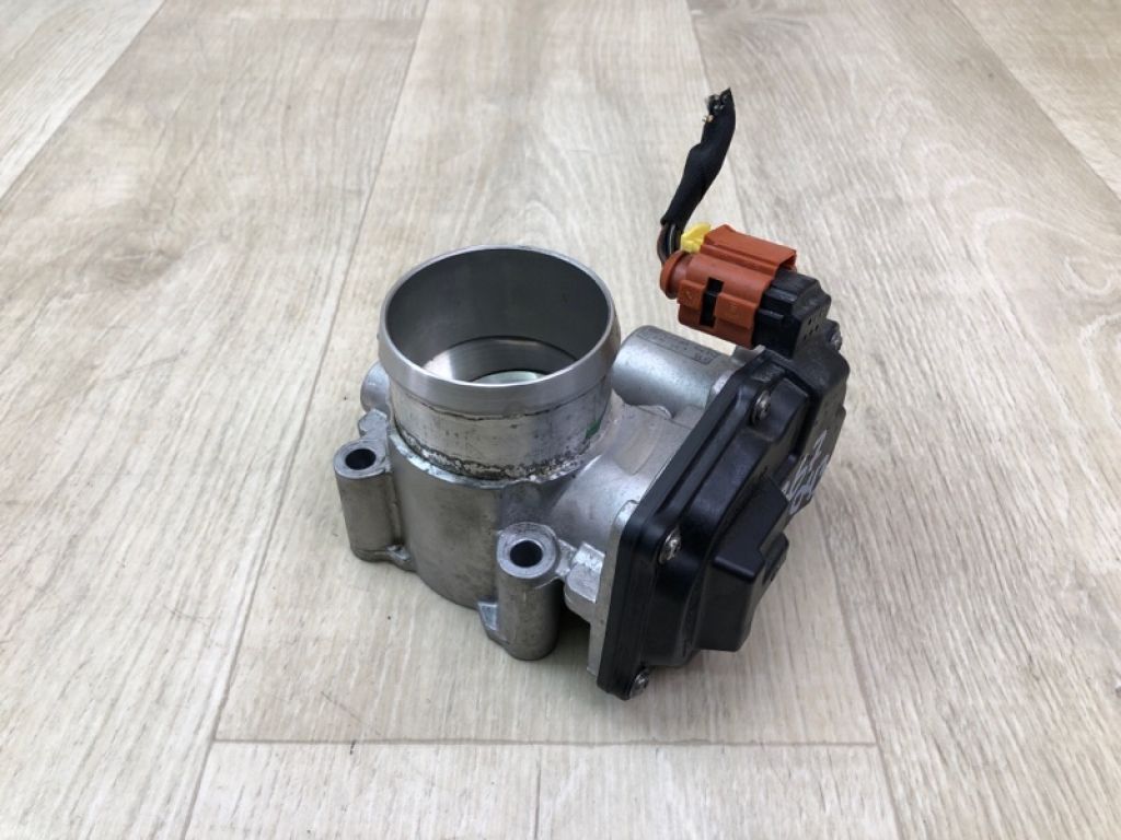 DS7Z-9E926-H | Дросельна заслінка FORD ESCAPE 12-19