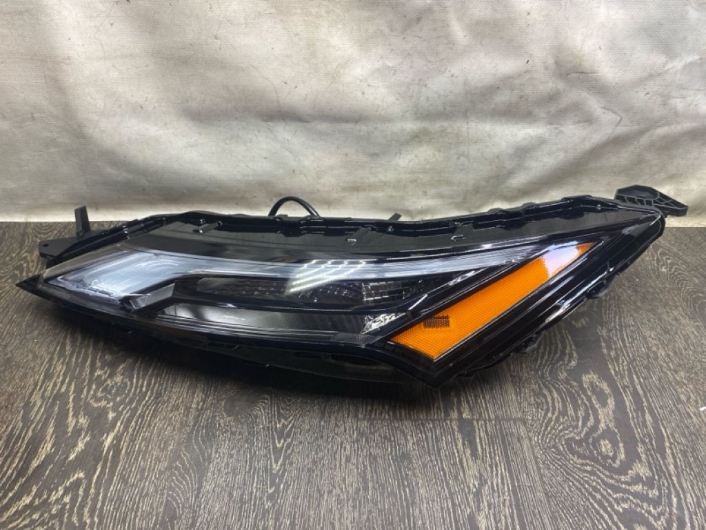 261256RR0A | Денний ходовий вогонь лів. NISSAN X-TRAIL/ROGUE T33 20-