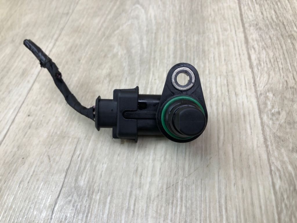 BM5Z-6B288-A | Датчик положения распредвала FORD ESCAPE 12-19 - Фото 2